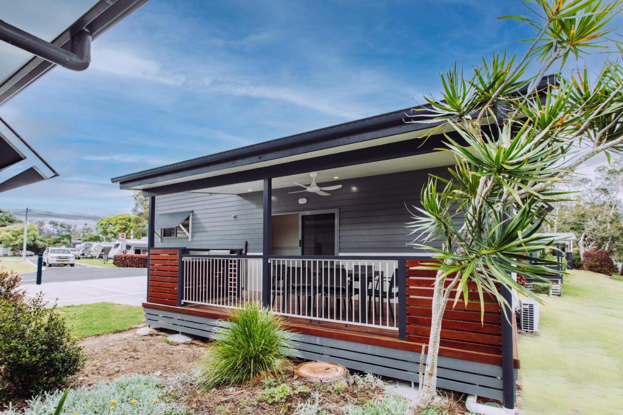 Woolgoolga Lakeside Holiday Park Hotel Exterior photo