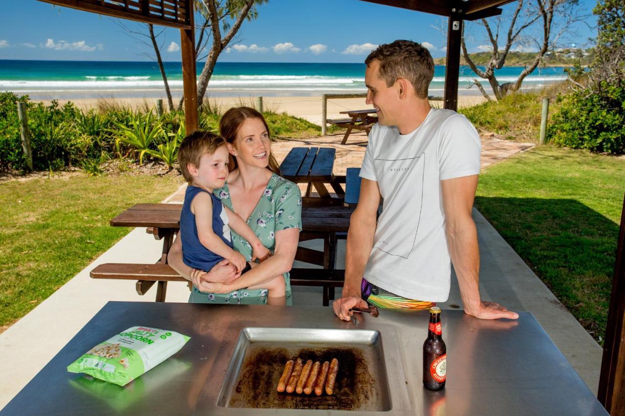 Woolgoolga Lakeside Holiday Park Hotel Exterior photo